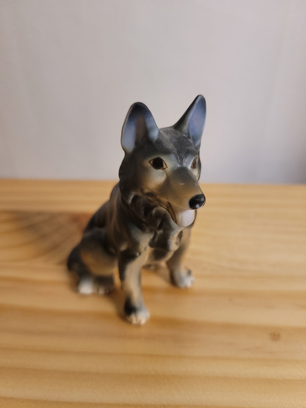 Vintage Japanese Gray German Shepherd Dog Figurine - Decorative Pet Statue 3.5"